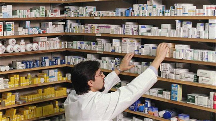 La idea es que la provincia produzca los medicamentos fundamentales para la atención médica.