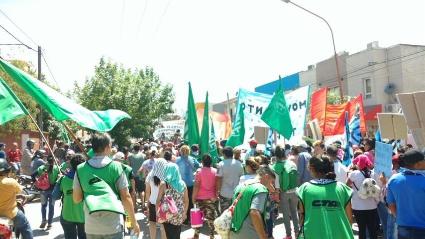 Marcha contra la presencia de Mauricio Macri. 