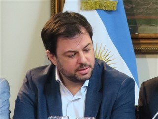 Díaz Guilligan presentó su renuncia días después de conocerse la investigación. (Foto: EFE)