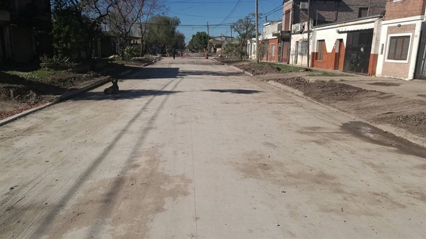 Así están las nuevas calles pavimentadas de Villa Adelante.