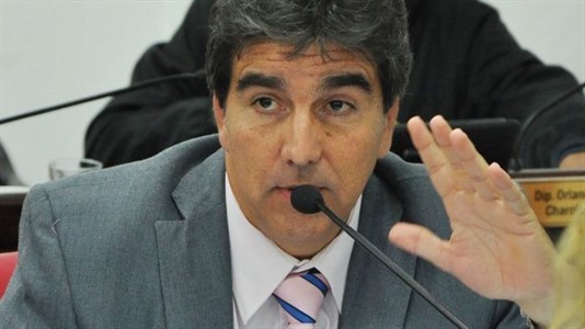 El legislador criticó al juez Fernando Lavenás. 