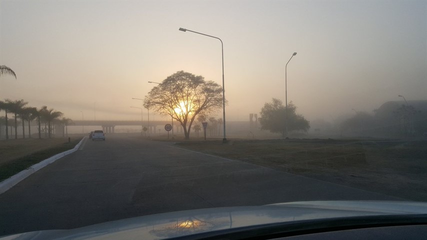 Si hay intensa niebla recomiendan postergar la salida o eligir otro camino, si es posible. (Foto: Twitter @sbasabilbaso)
