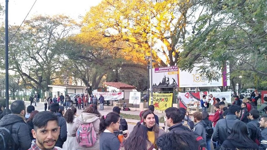 Las universidades se convirtieron en centros de fuertes reclamos contra el gobierno nacional.