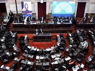 Noventa legisladores Juntos por el Cambio y el Partido de la Justicia Social se pronunciaron por la abstención.