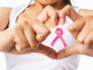 Dra. Flor: "El cáncer de mama ¿es solo un tema de señoras mayores?". (Foto: Revista Vive) 