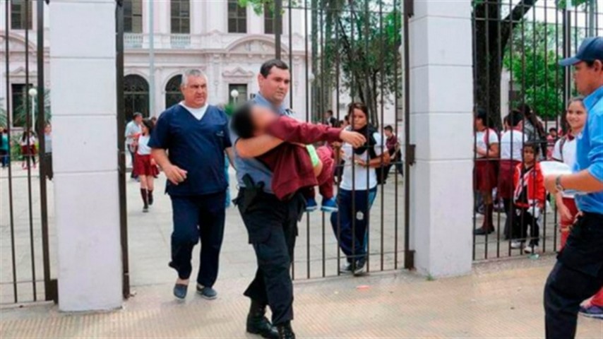 Álvarez: "Suspendieron temporariamente a los directivos de la escuela". (Foto: Cadena 3)