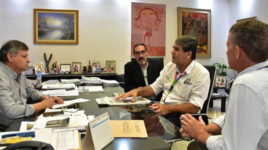 Esta mañana Peppo recibió a Carlos Alabe en la Casa de Gobierno. 