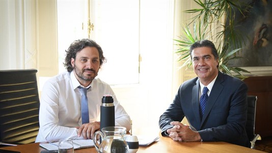 Una de las reuniones fue con Santiago Cafiero, jefe de Gobierno. 