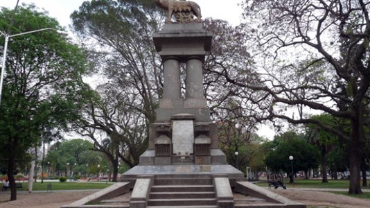 La restauración del monumento es de 1.300.000 pesos.
