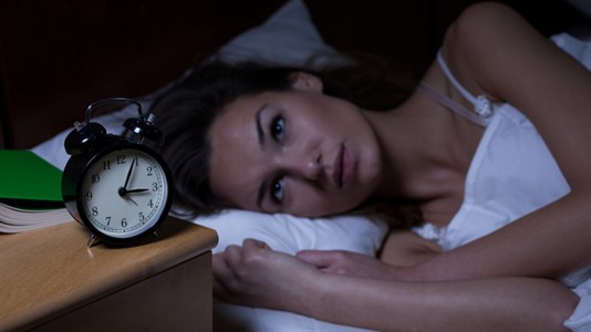 Ledesma: "Un adulto tendría que dormir entre 7 y 9 horas para recibir el beneficio que produce el sueño".
