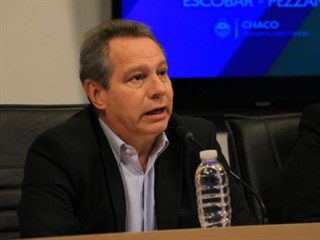 Juan José Bergia, ministro de Gobierno de la provincia. 