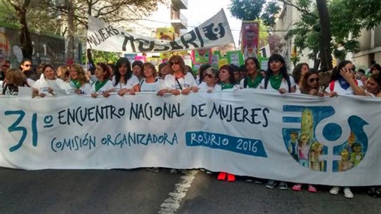 Almada: "Hay que albergar a 70.000 mujeres, nosotros contamos con la provincia de Corrientes". (Foto: La Nación)