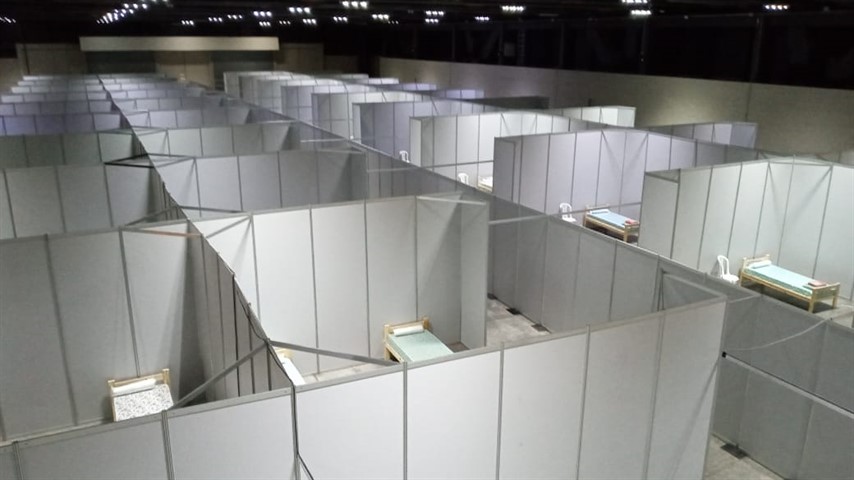 Foto: el gobierno ya dispuso 288 camas en el Centro de Convenciones Gala.