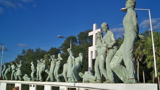 Monumento a la Masacre de Margarita Belén.